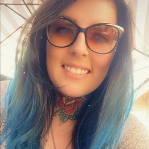 Meet your Posher, Krystal